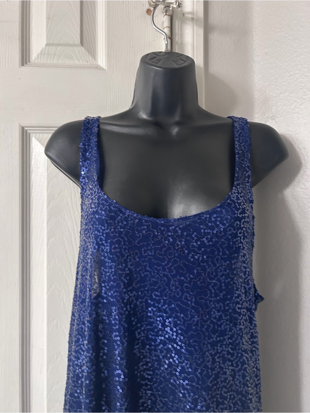 Victoria's Secret Sequined Nightie in Vibrant Blue Size Medium - Picture 4 of 9
